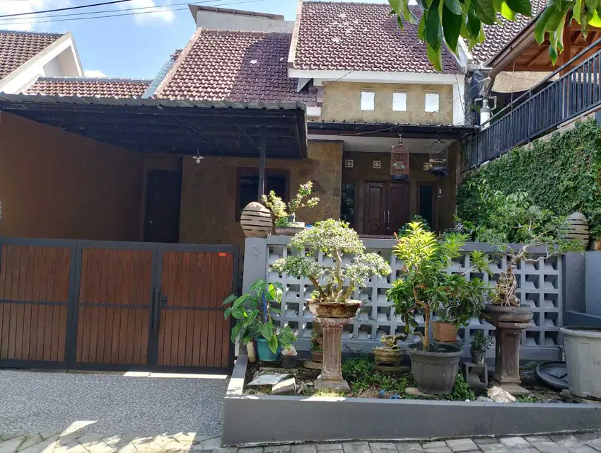 Rumah strategis 2 Lt dengan return investasi tinggi di NUSA DUA, Bali