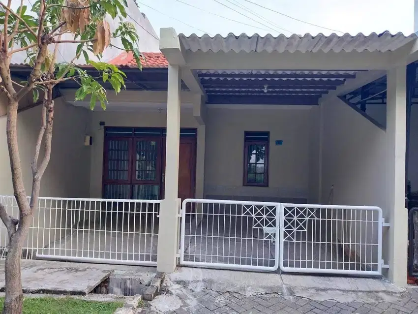 Dijual rumah babatan pratama wiyung siap huni
