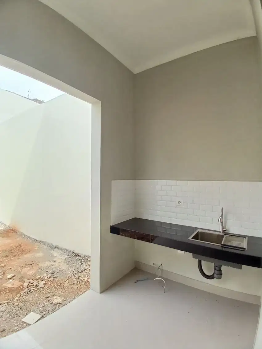Dijual Rumah 2 Lantai Bergaya Eropa Nempel GDC Depok
