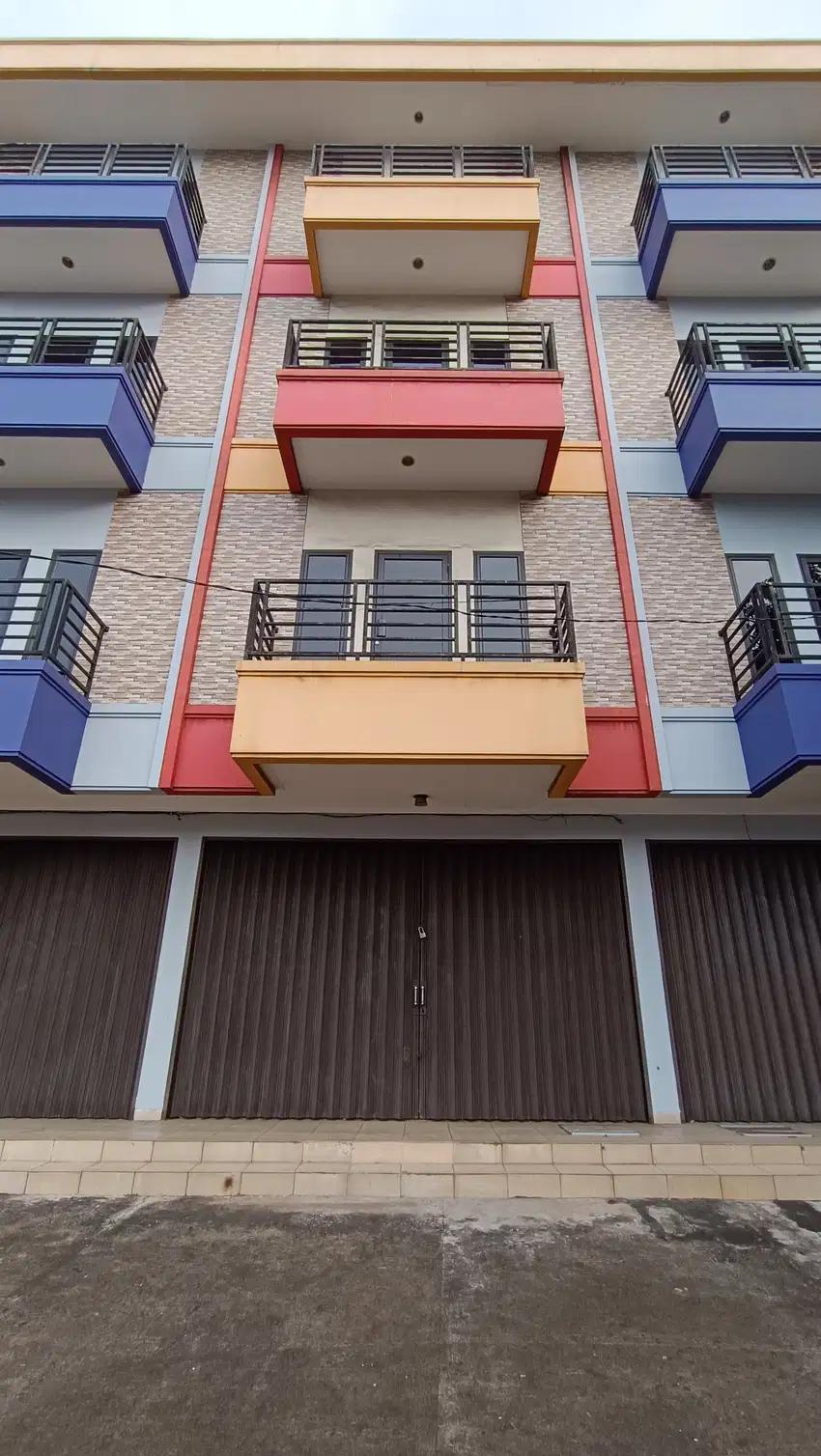 Dijual Ruko 4 Lantai Siap Pakai - Arjuna Selatan, Jakarta Barat