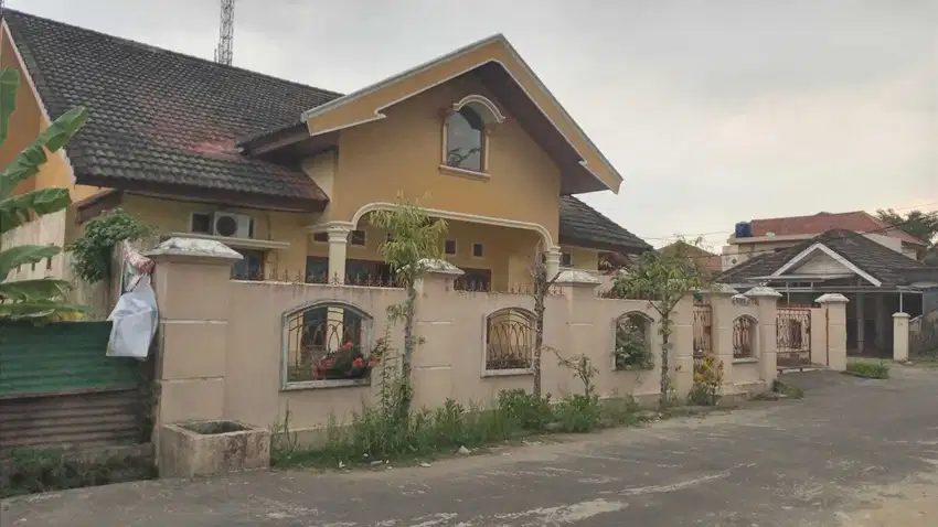 DIJUAL RUMAH KOMPLEK TAMAN OGAN PERMAI JAKABARING PALEMBANG