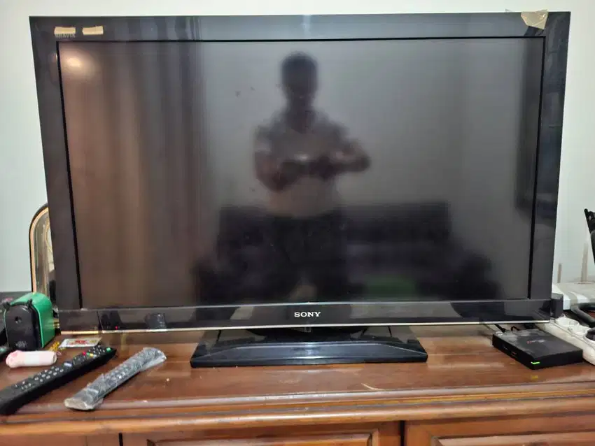 Dijual TV Sony Bravia 40