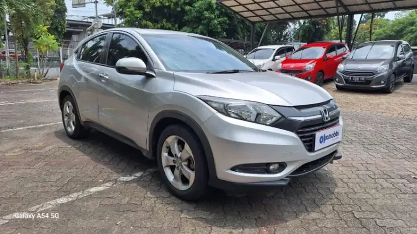 DP RENDAH Honda HRV 1.5 E Bensin-AT 2015 NIBS