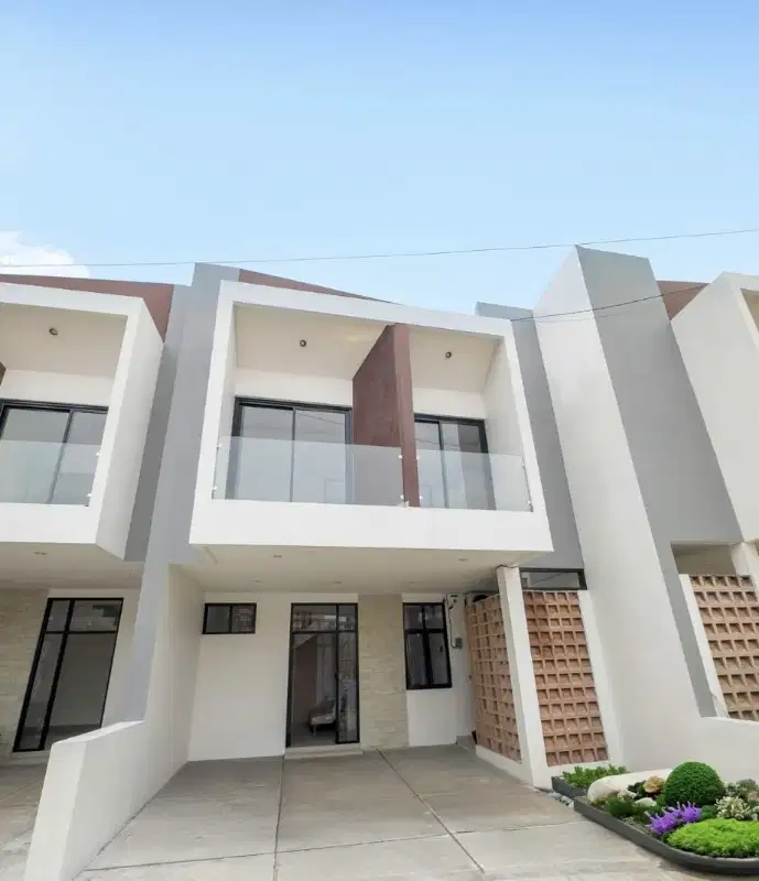 Rumah Baru 2 Lantai dalam Cluster di Matraman Jakarta