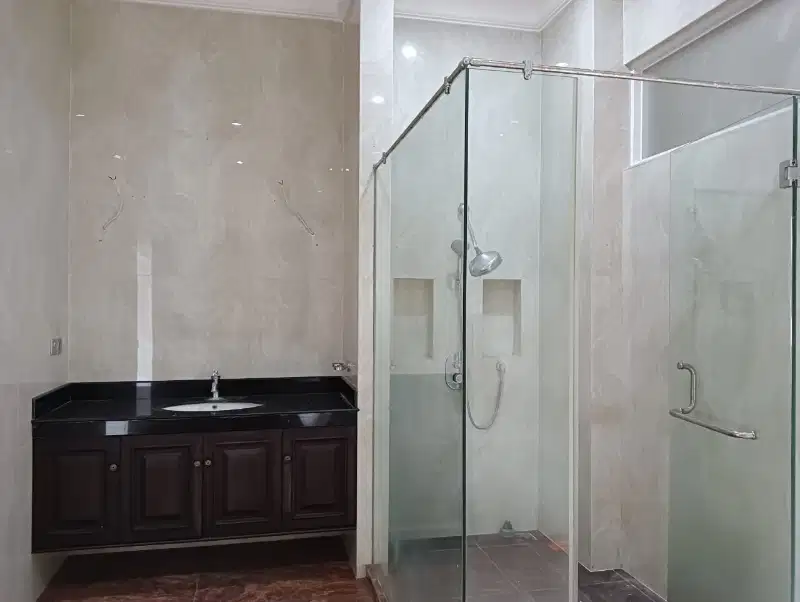 Rumah Rapih dan Siap Huni di Komplek Pluit