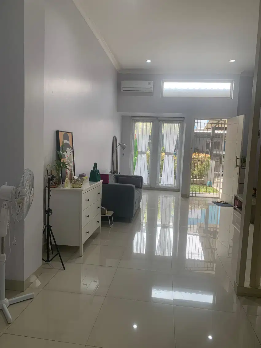 Rumah bagus siap pakai Melati Mas Serpong