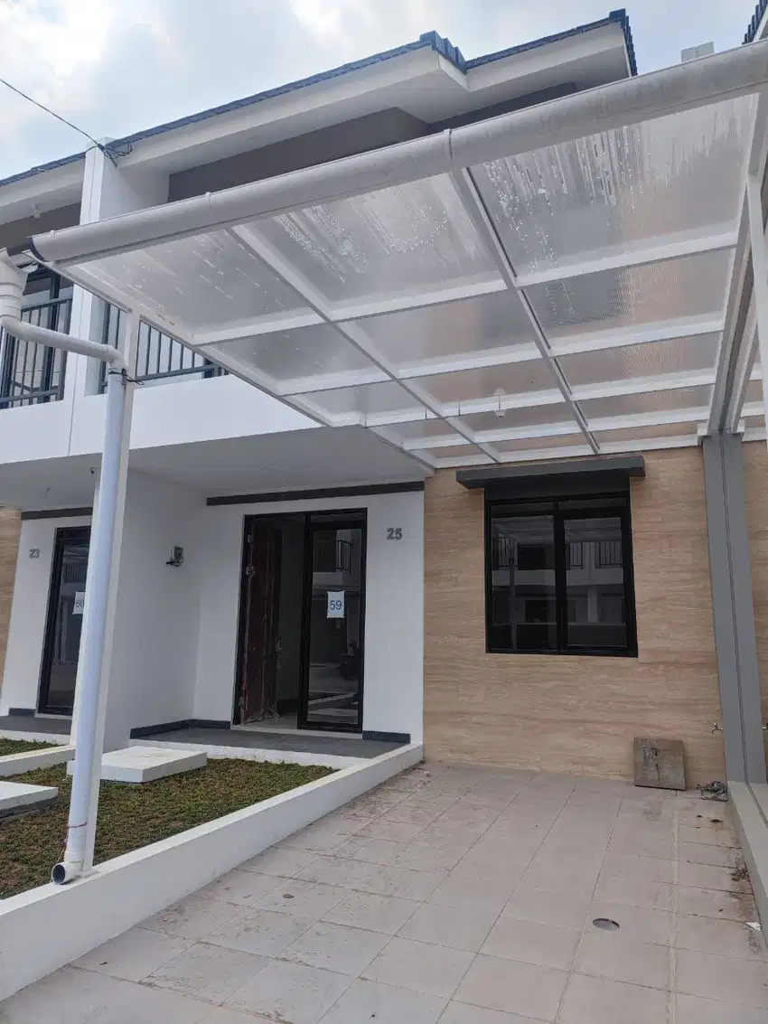 Rumah Baru di Komplek Grand Sharon siap huni