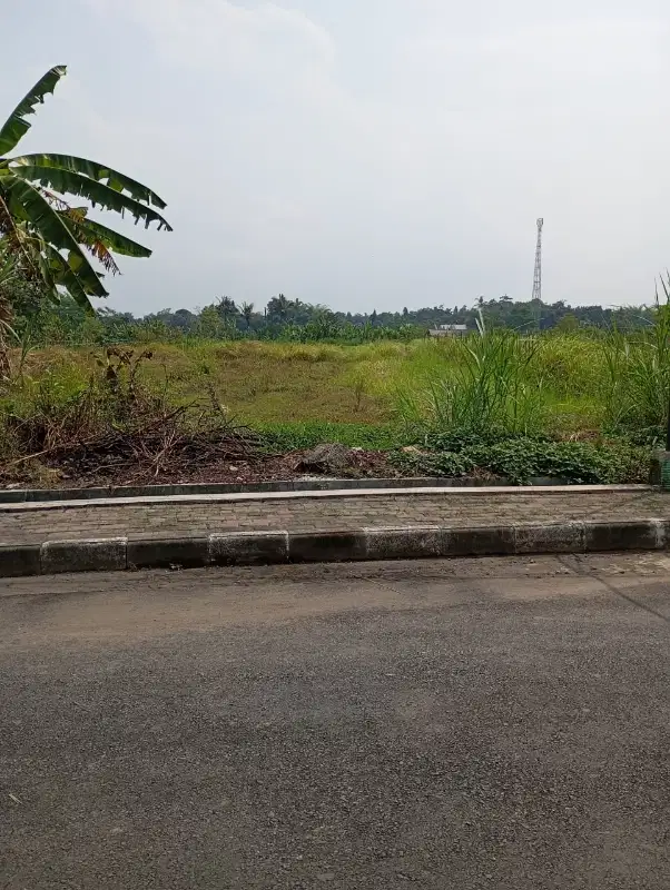 TANAH JL SIDOMOYO CEBONGAN MLATI SLEMAN JOGJA