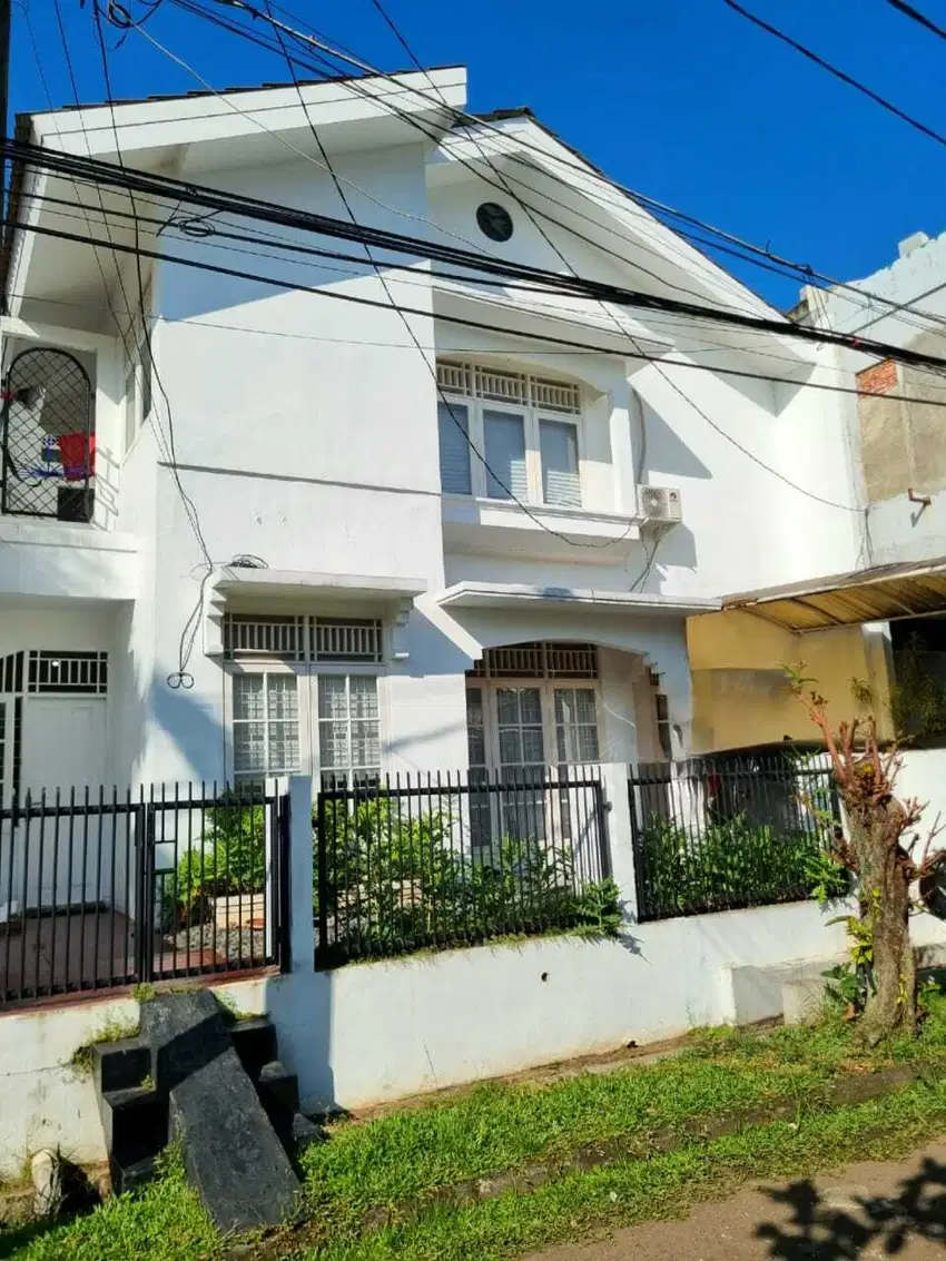 Dijual Rumah di Bintaro Sektor 5 Perkici
