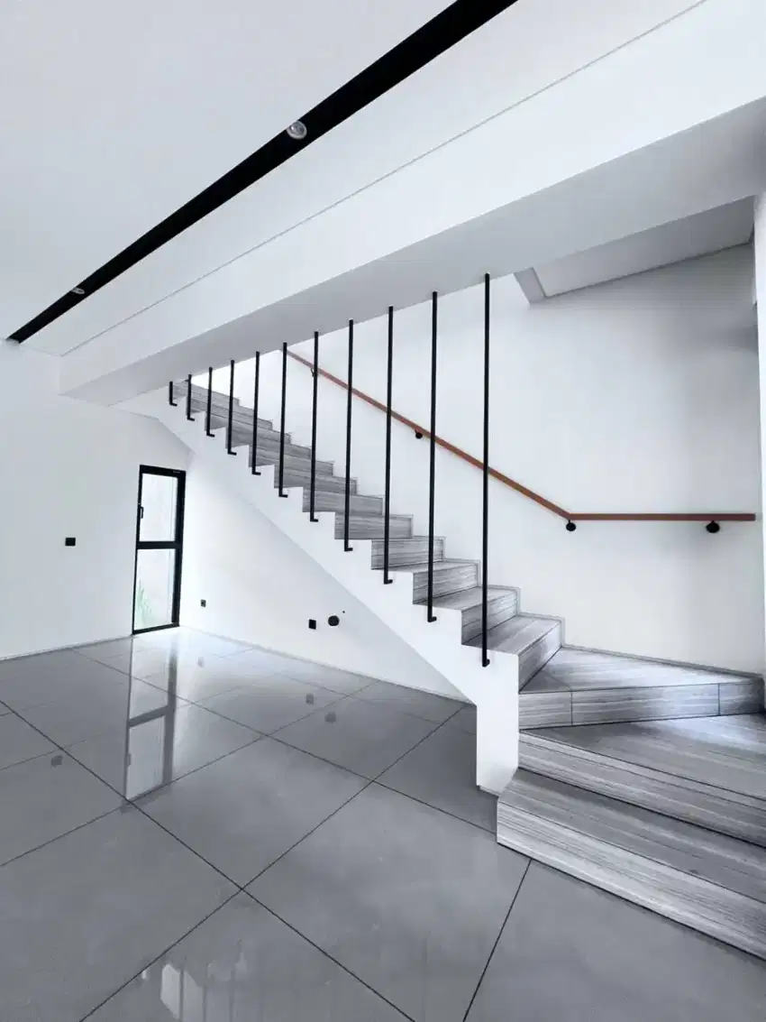 Rumah Mewah Luxury Murah di Kota Baru Parahyangan