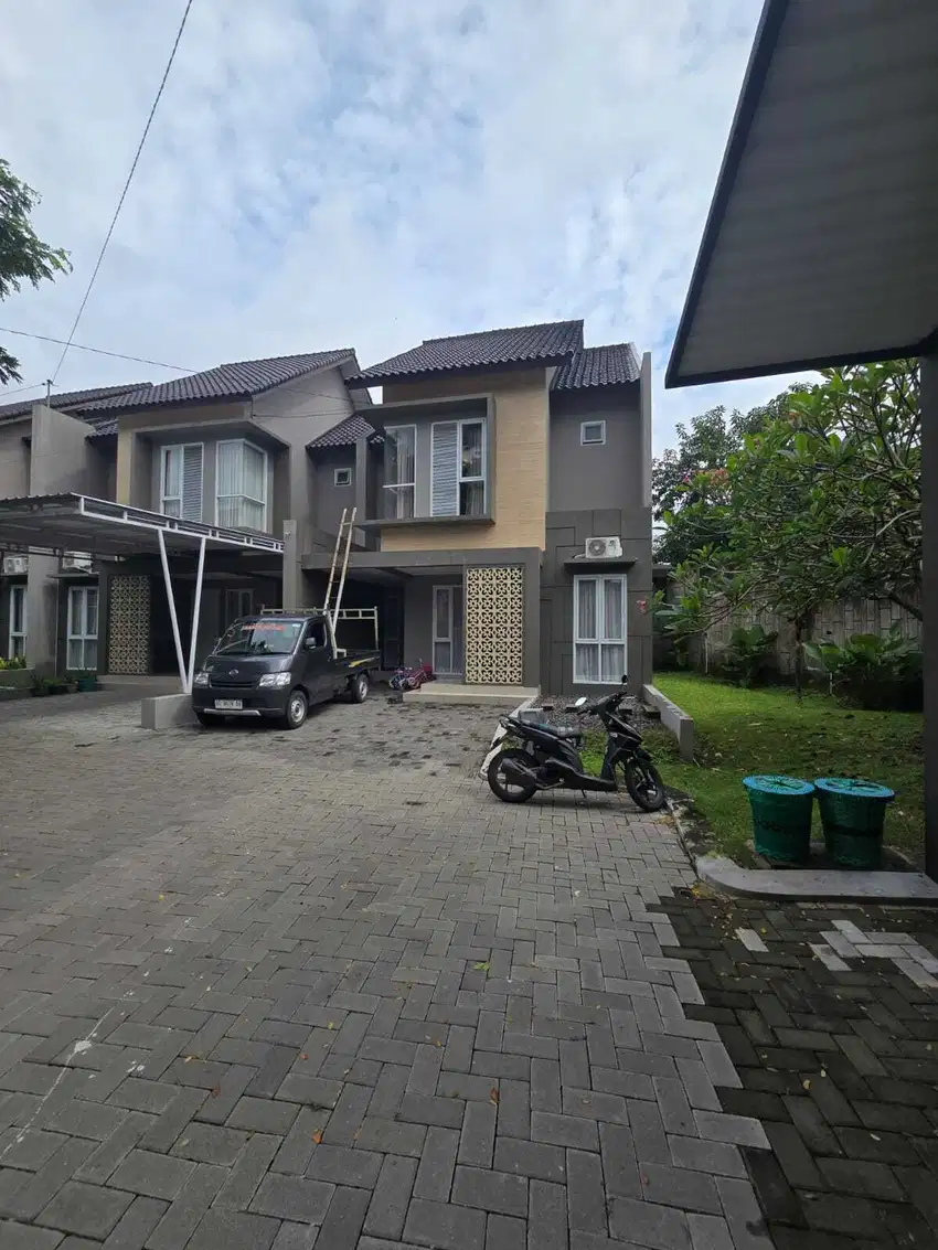 Rumah Bagus Minimalis Cluster Perumahan Elite Gentan Solo
