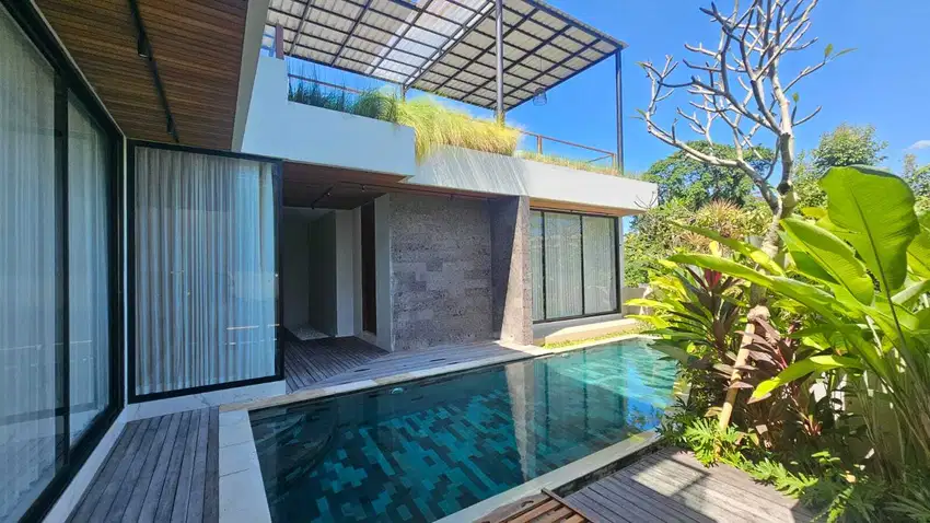 FOR RENT VILLA 2 FLOOR IN PERERENAN TUMBAK BAYUH