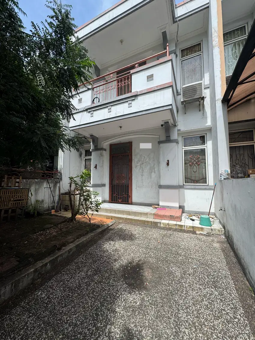 Butuh Cepat Rumah Taman Semanan Indah 6x18, Hadap Timur,Dekat Stasiun