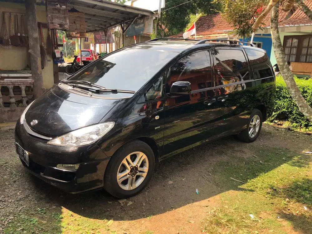 Toyota Previa 2005 at