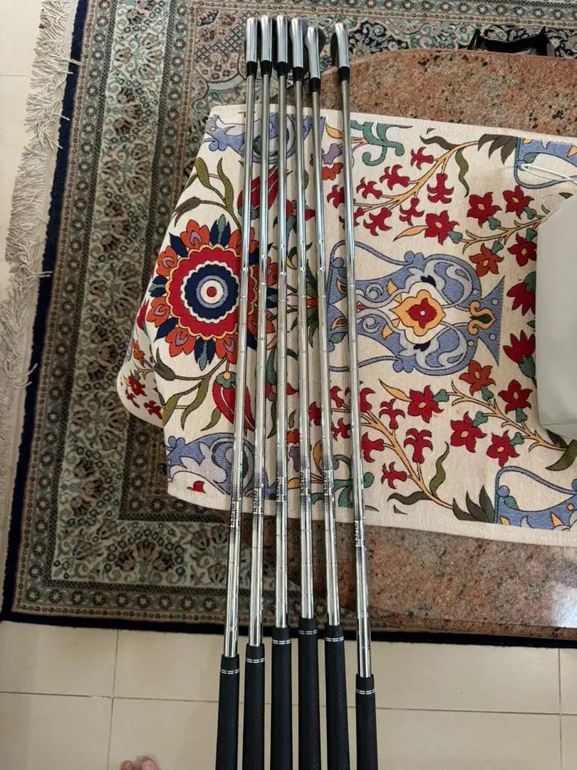 Titleist T100 (2021)