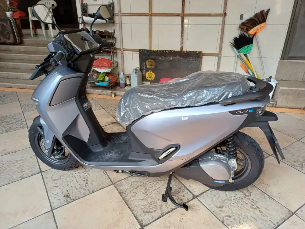 Honda Cuv E Roadsync Duo Quantum Matte Silver