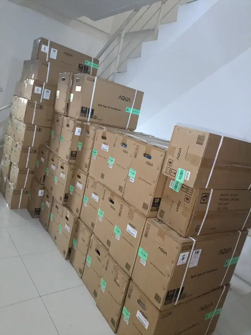 PROMO AC AQUA 0.5PK GARANSI RESMI