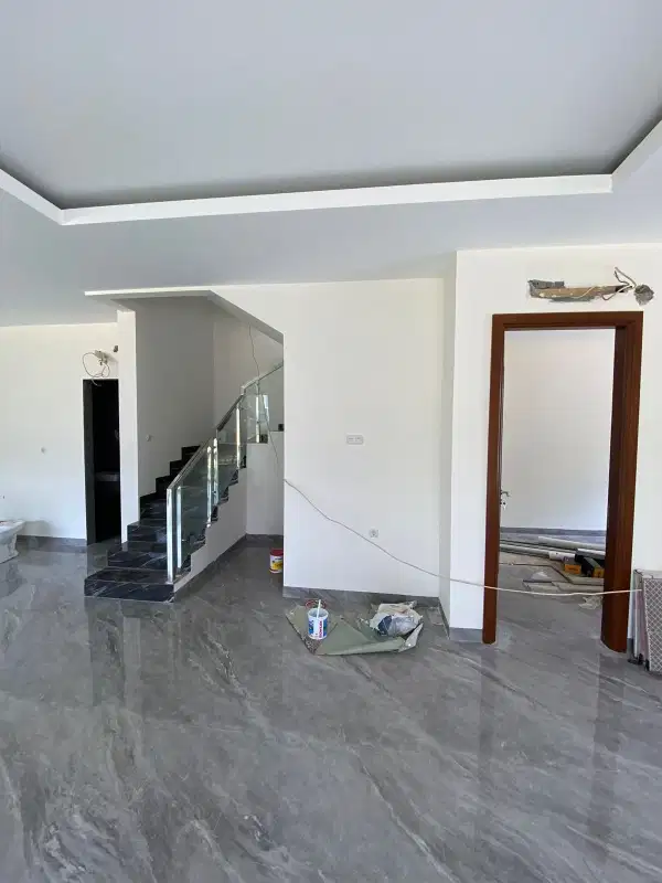 Dijual rumah hoek minimalis di Citra Garden 6