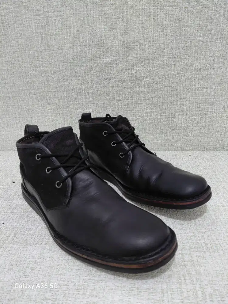 Jhon Varvatos USA fullblack
size 44 insole 28 cm