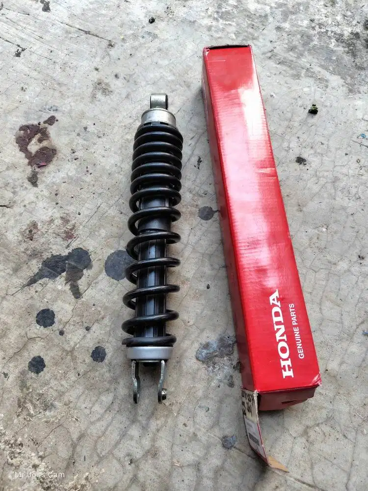 suspensi belakang vario 125 old