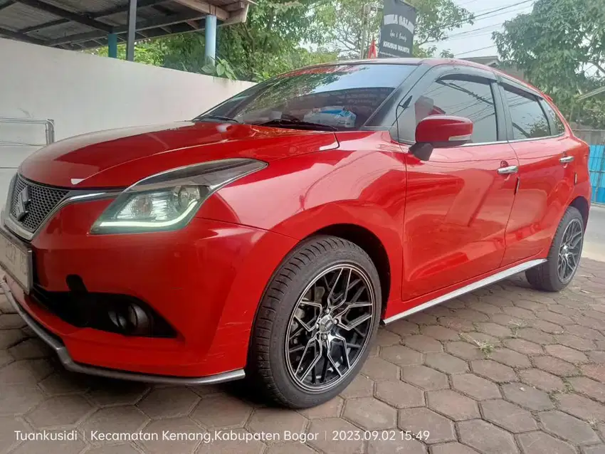 Dijual baleno merah 2017