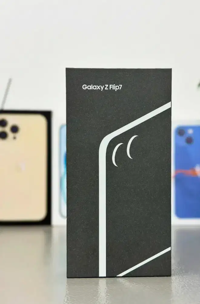 Samsung Z flip 7 512gb new