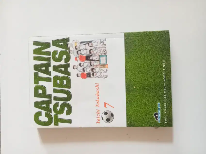 Buku bekas captain tsubasa