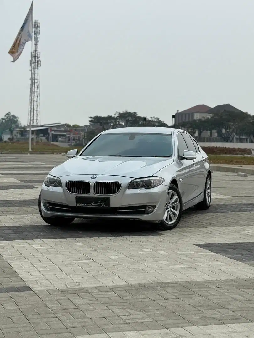 BMW 520i Diesel 2011 AT
