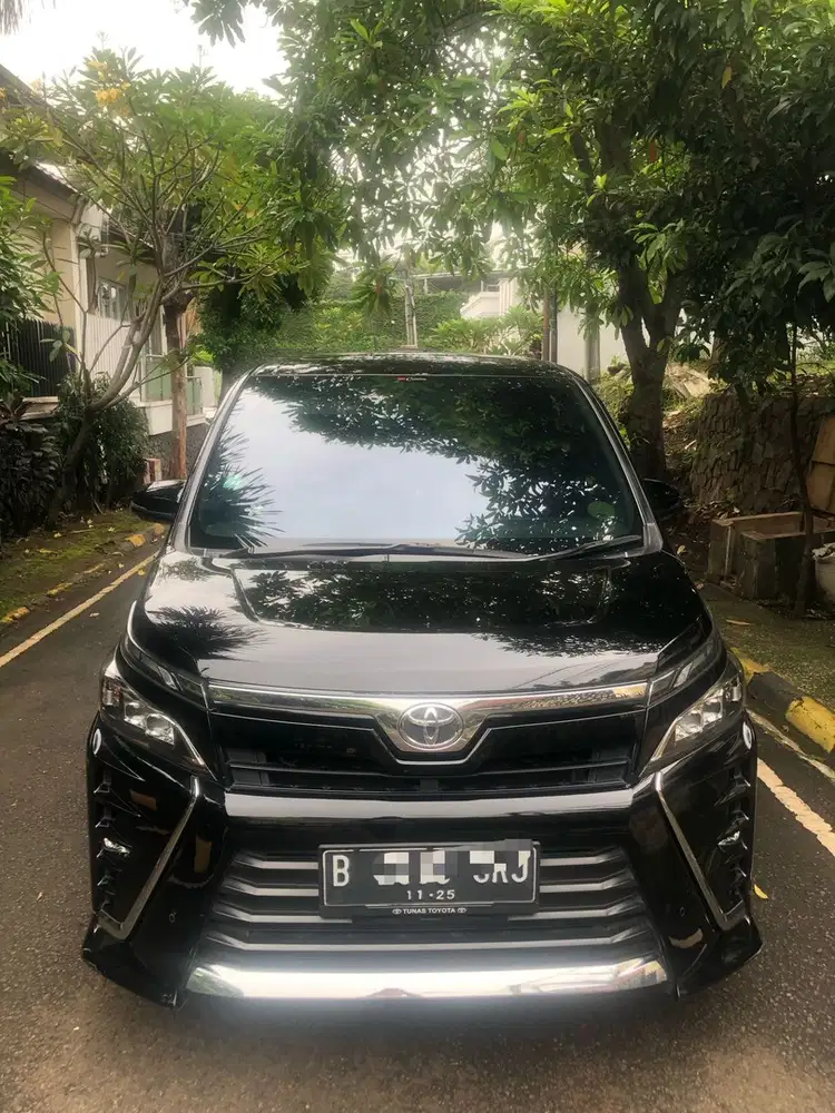 Toyota Voxy 2020 Bensin