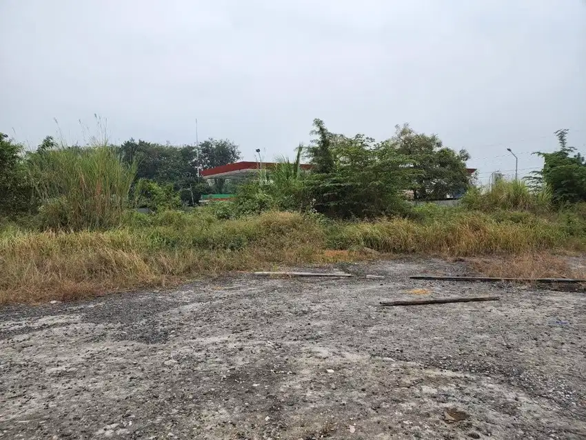 Ttanah komersial di Raya Ahmad Yani Surabaya