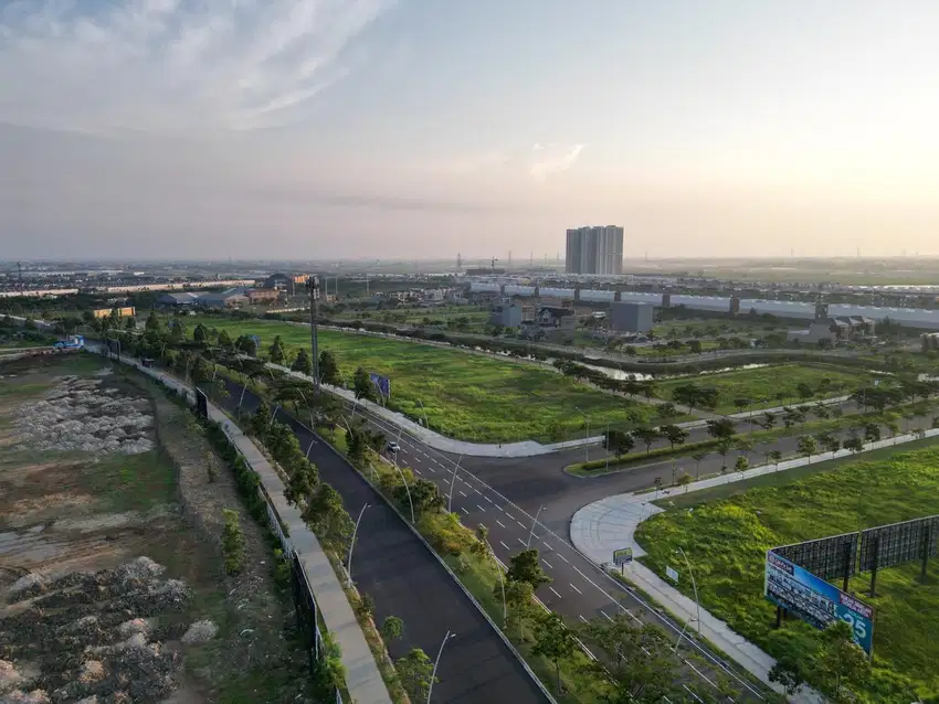 POSISI HOEK   KAVLING KOMERSIL PIK2 HOEK VIEW DANAU 7500 m2