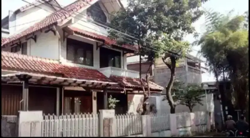 Rumah jalan utama Bantarjati Indraprasta