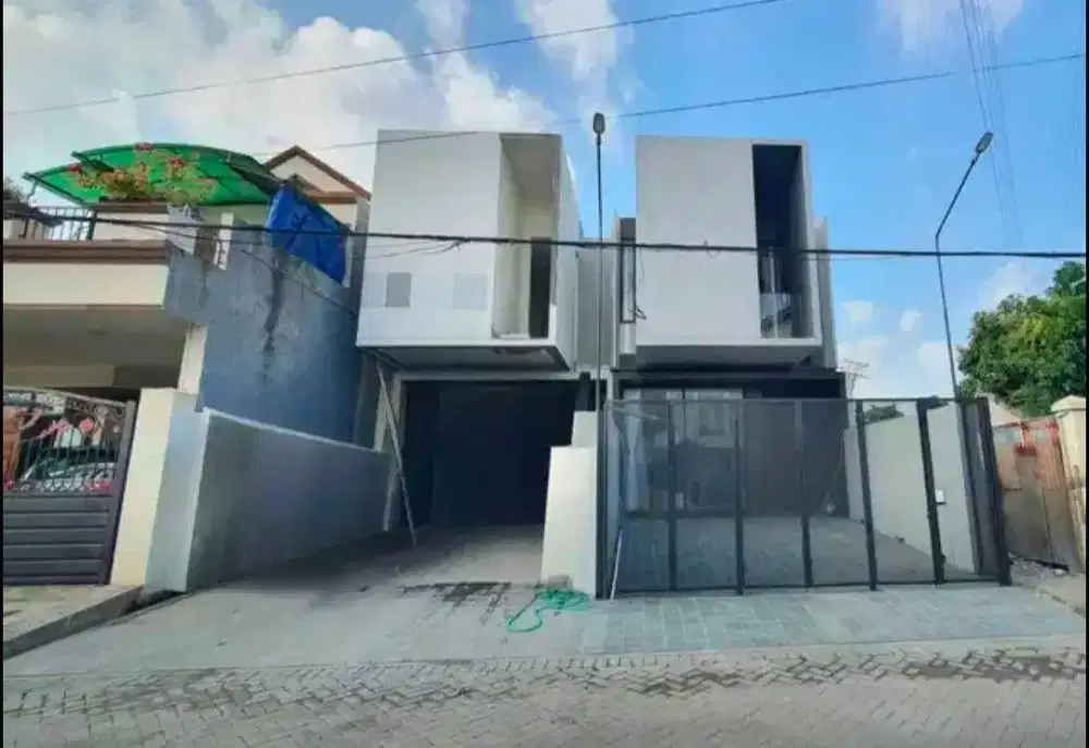 Dekat Dharmahusada‼️ Rumah Semi Furnished Mojoarum Surabaya