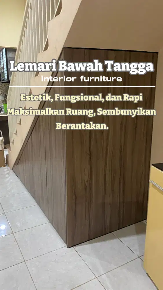 LEMARI BAWAH TANGGA FINISHING HPL KAYU NATURAL/ KABINET BAWAH TANGGA