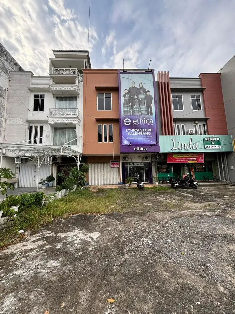 Disewakan Ruko Di Basuki Rahmat Palembang