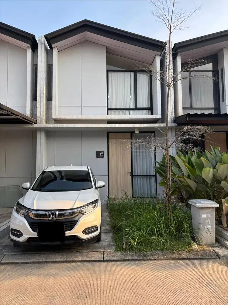 Takeover Rumah di Lippo Cikarang, Waterfront Estate