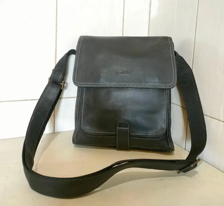 Original sling bag condotti
