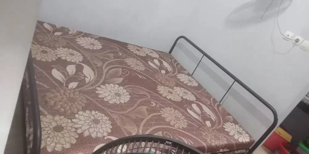 Kasur Bekas UK 180 x 200