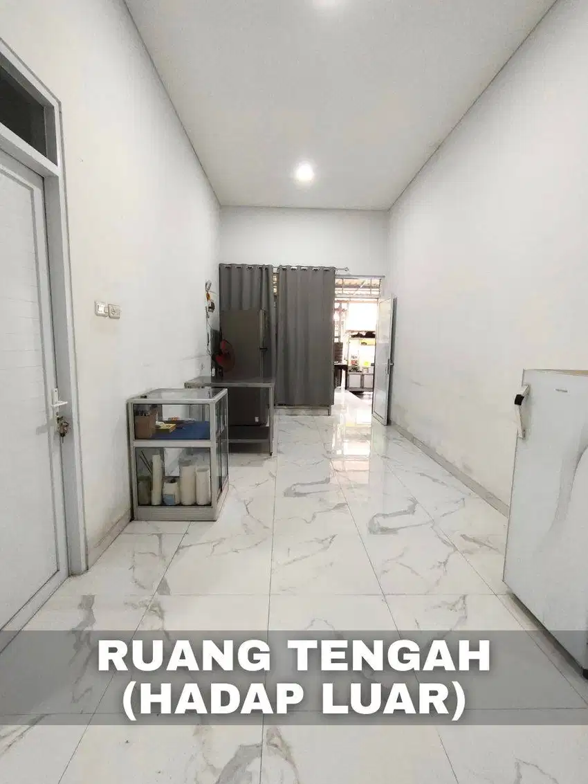 Taman Holis Indah Dijual Rumah Cocok untuk tempat usaha/gudang