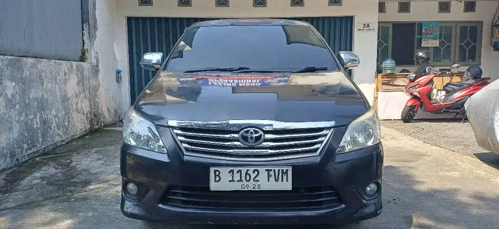 Lelang / Jual Toyota Kijang Innova 2.0 G AT th 2012