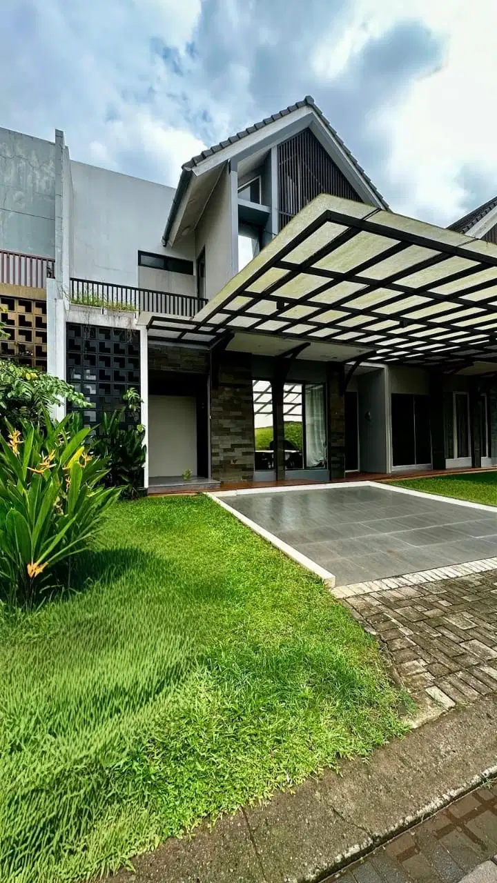 Rumah Modern Tropis Bagus siap huni cluster premium Inika island BSD