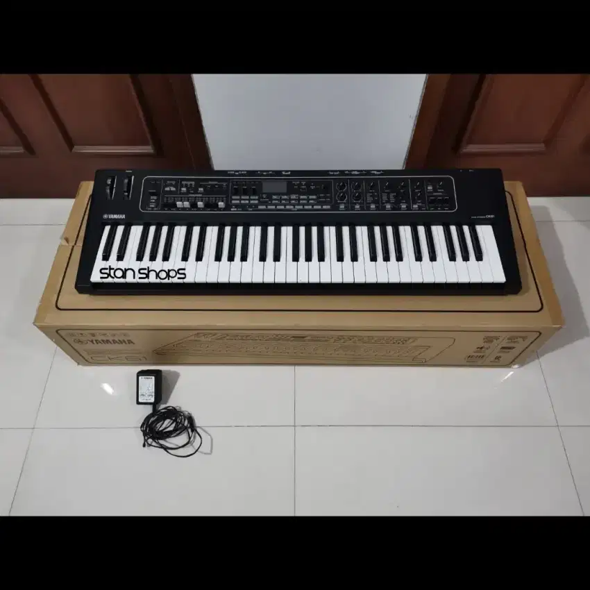 Yamaha CK61 CK 61 Key Stage Keyboard Synth / Roland Korg Casio Nord