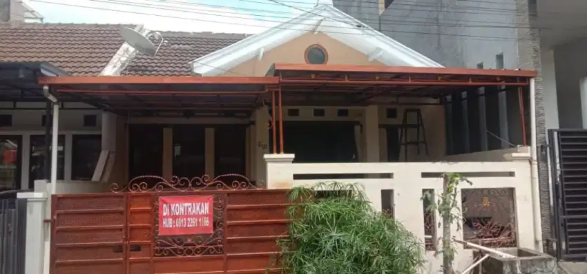 Dikontrakkan Rumah Komplek nusa Hijau Cimahi