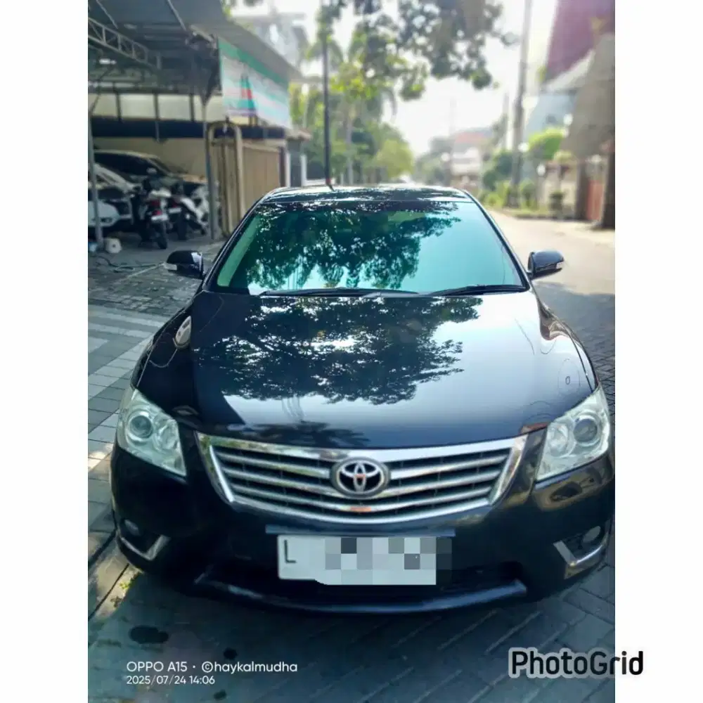 Toyota New Camry 2.4 G AT original condition pajak baru gres !