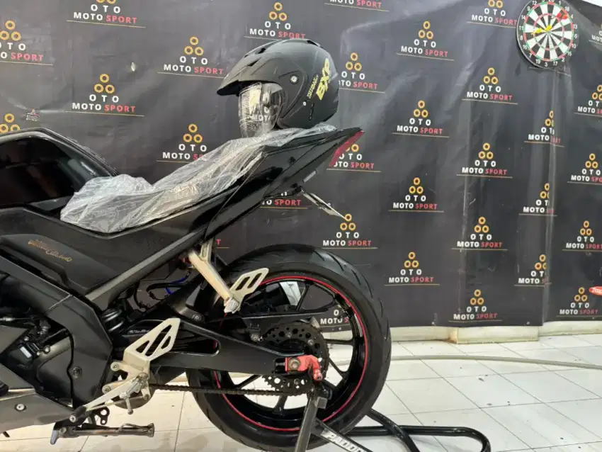 Free HELM YAMAHA R15 V3 2020