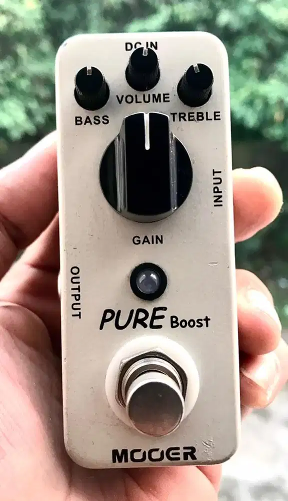 Efek Gitar & Bass Mooer Pure Boost