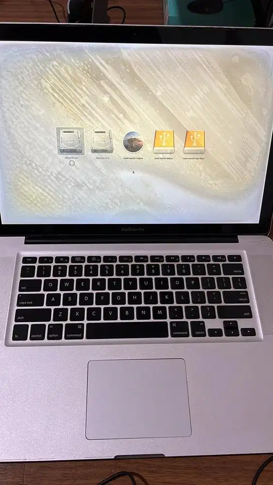 Macbook pro core 2duo 2,6Ghz ram 4gb ssd 256gb plus 1terra 15”