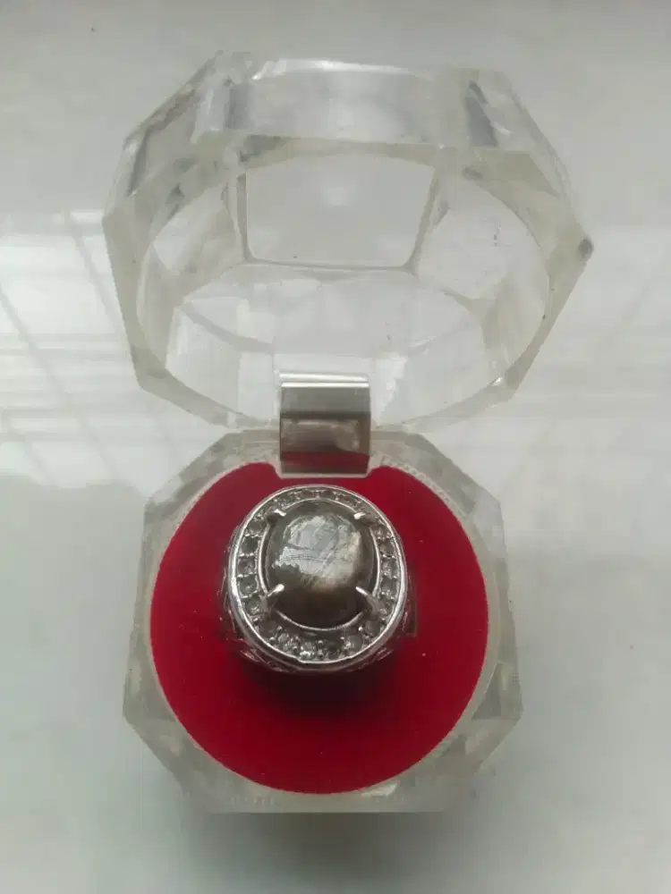 Batu cincin black safir