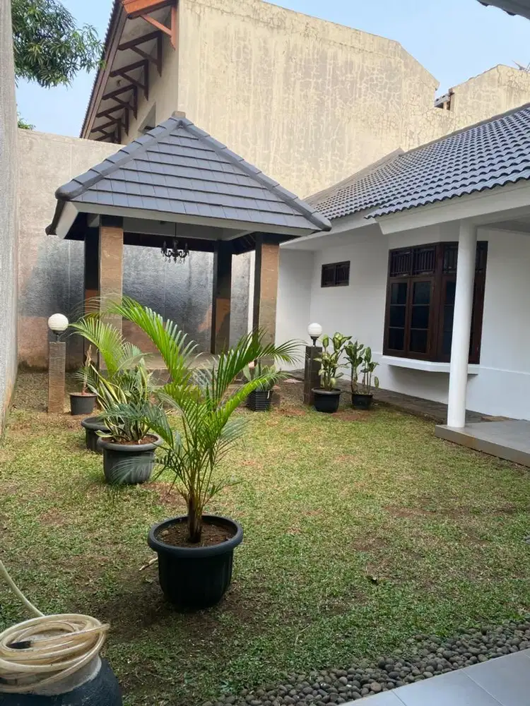 Dijual Rumah Bagus dan Vintage Perumahan Jaka Permai Kalimalang