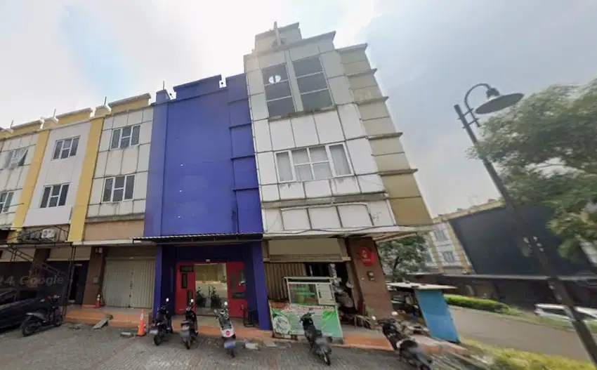 Disewakan Cepat Ruko 3 Lantai Golden Boulevard di BSD City, Tangerang